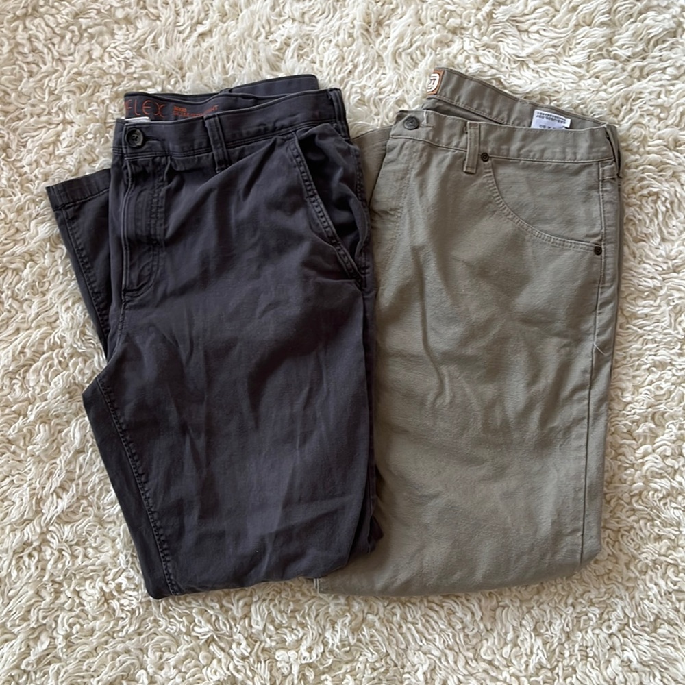 Lot of 2 pairs of Mens Pants - 38x30